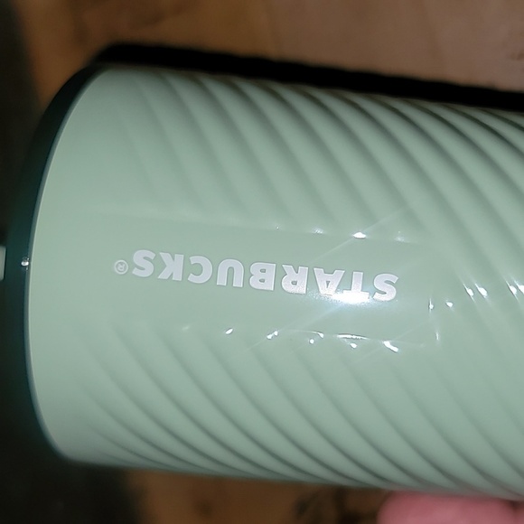 Starbucks Swirled Metal Light Green Tumbler Cup Venti - Picture 2 of 9